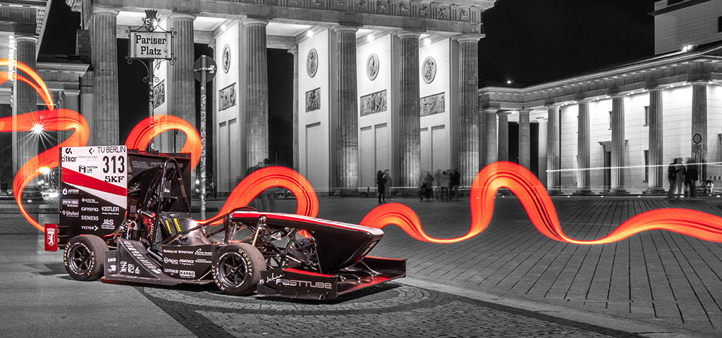 Wagen von FaSTTUBe vor dem Brandenburger Tor